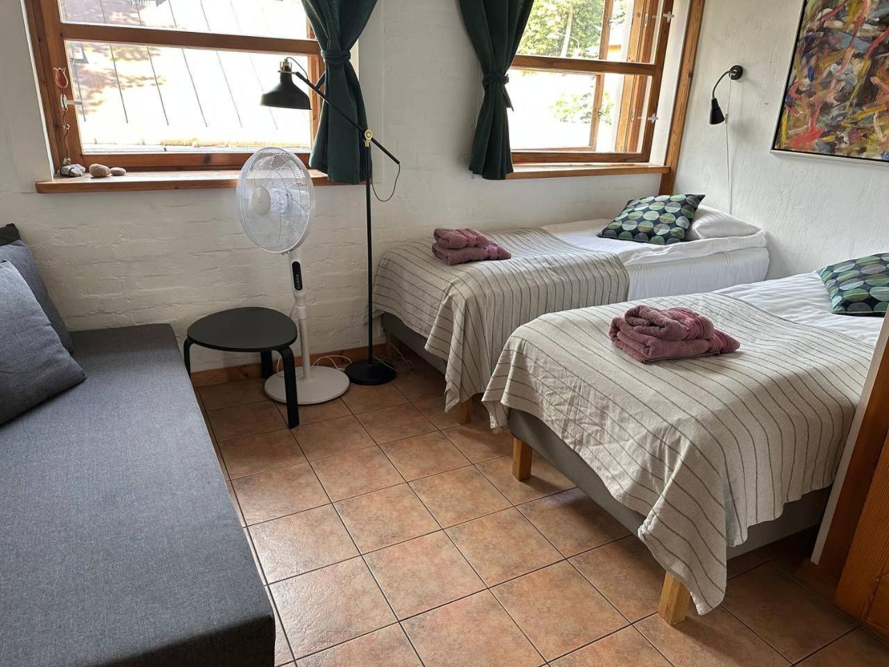 House Of Sun Bed & Breakfast Vilnius Ngoại thất bức ảnh