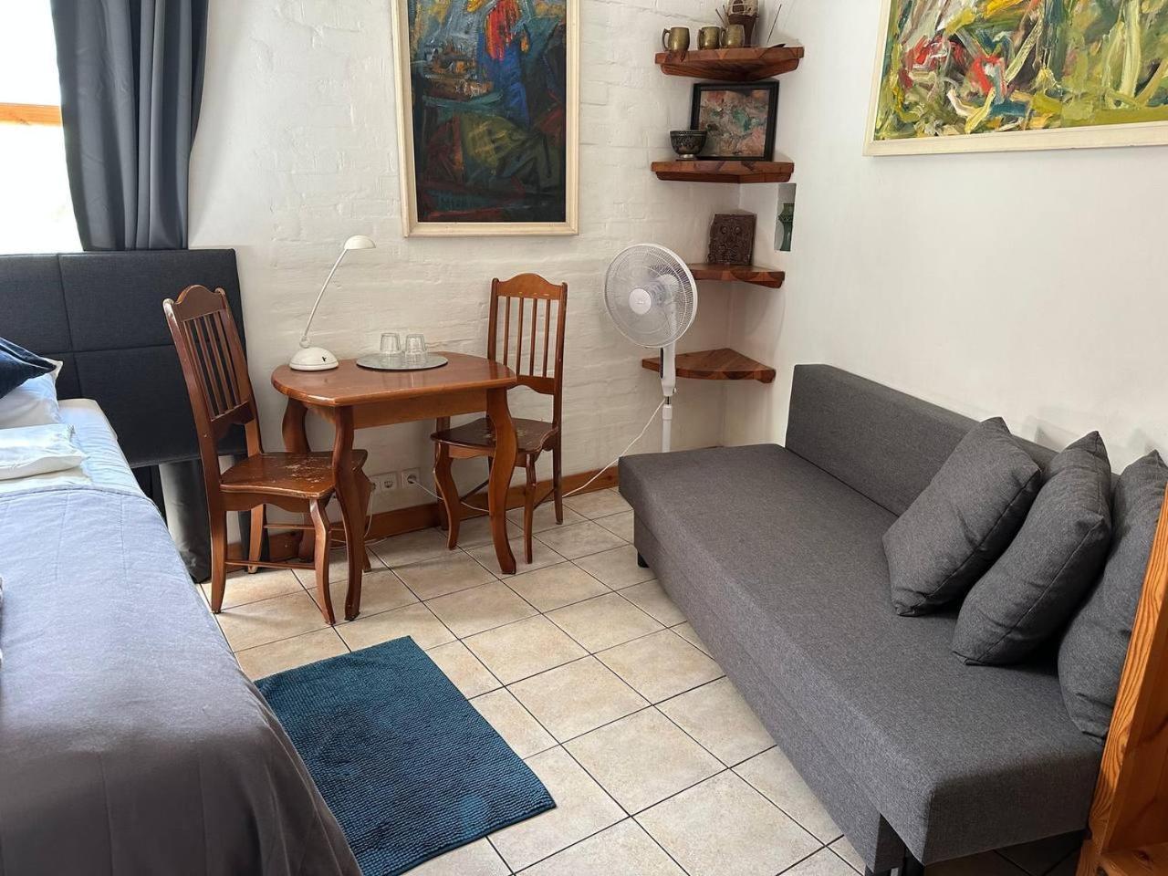 House Of Sun Bed & Breakfast Vilnius Ngoại thất bức ảnh