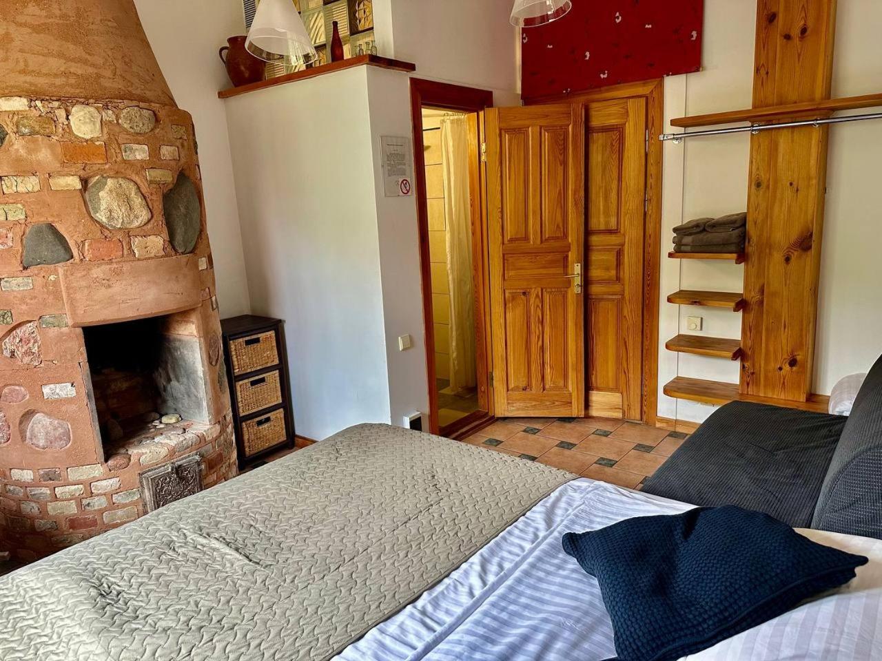 House Of Sun Bed & Breakfast Vilnius Ngoại thất bức ảnh