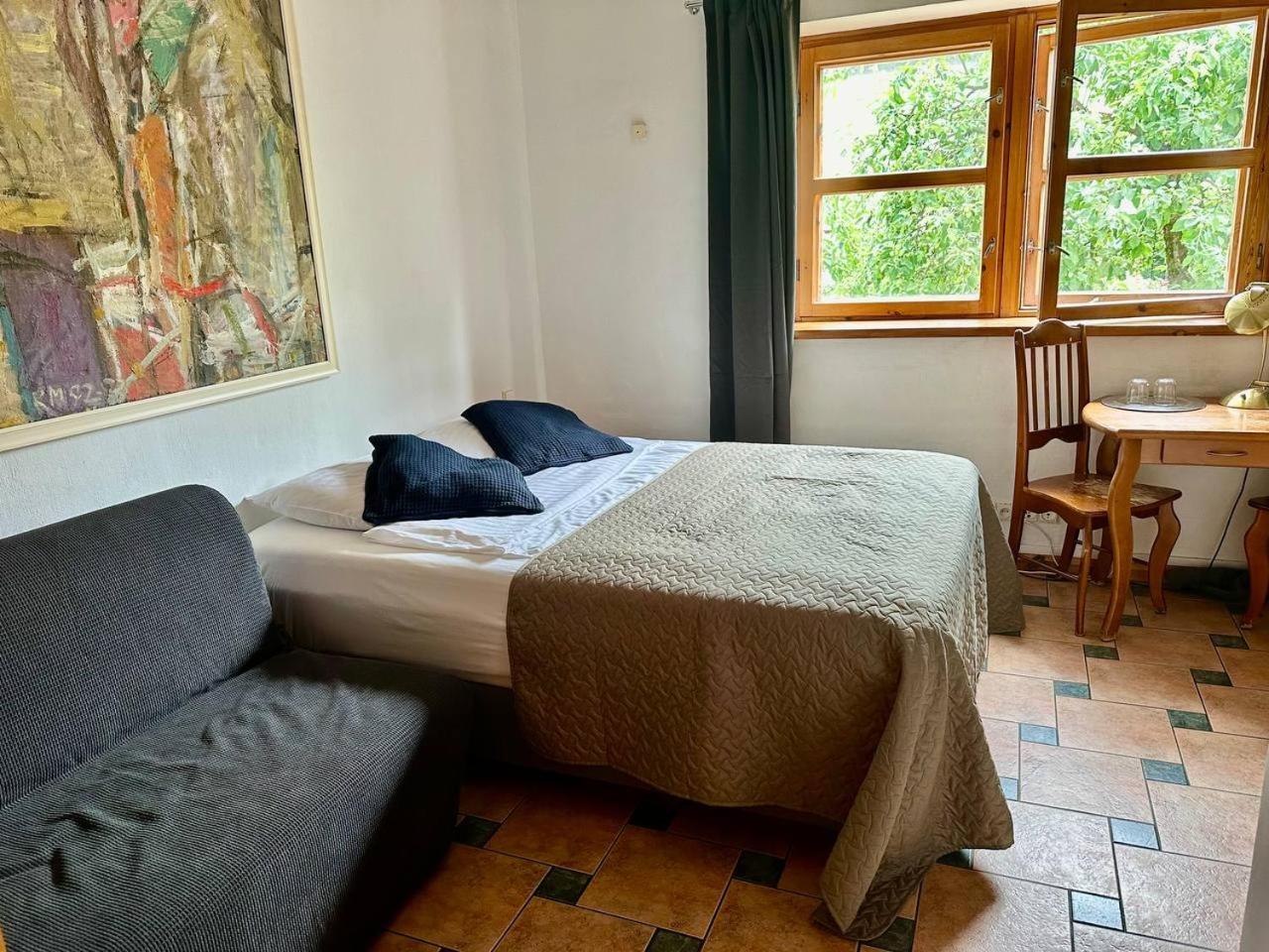 House Of Sun Bed & Breakfast Vilnius Ngoại thất bức ảnh