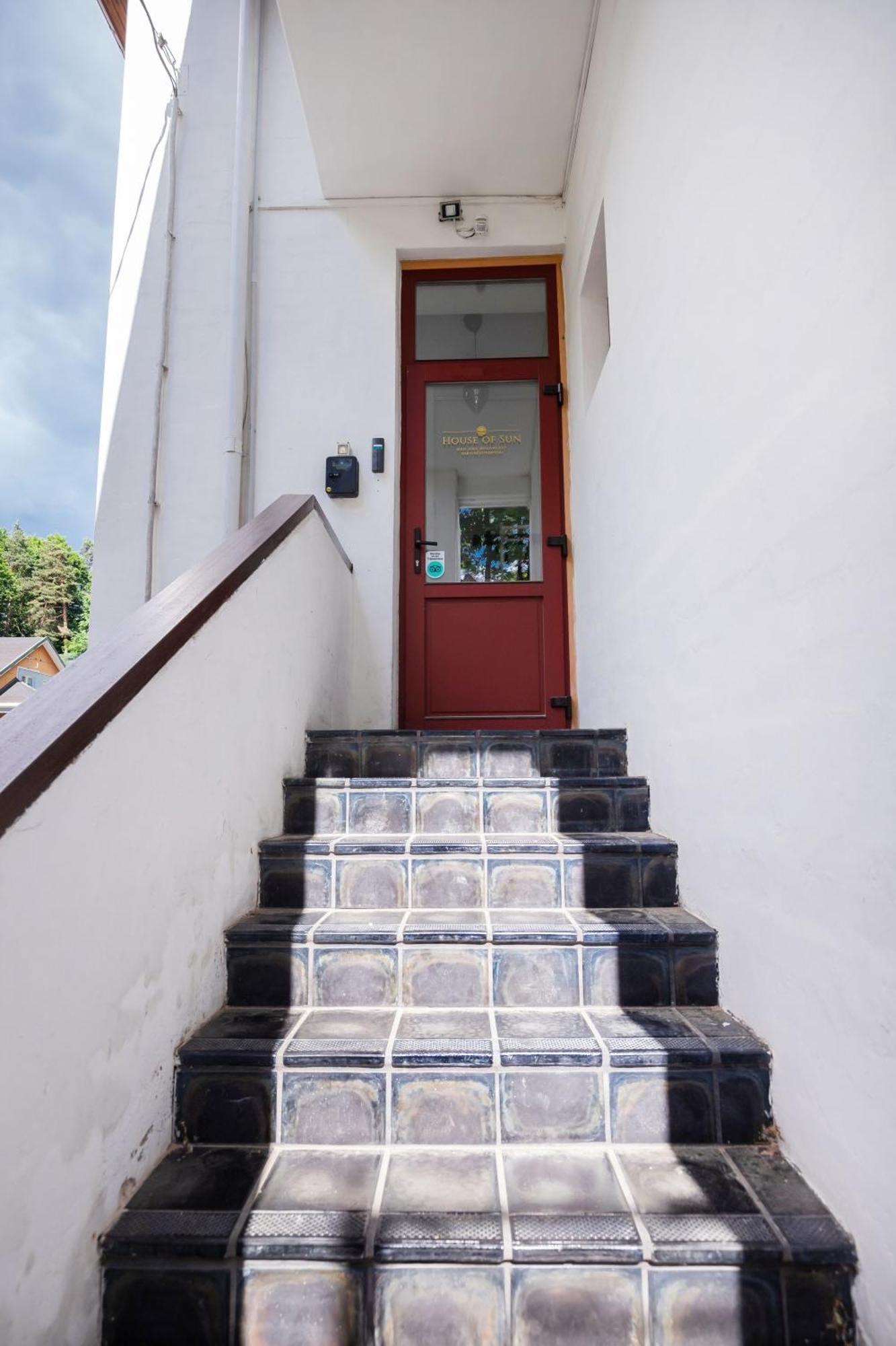House Of Sun Bed & Breakfast Vilnius Ngoại thất bức ảnh