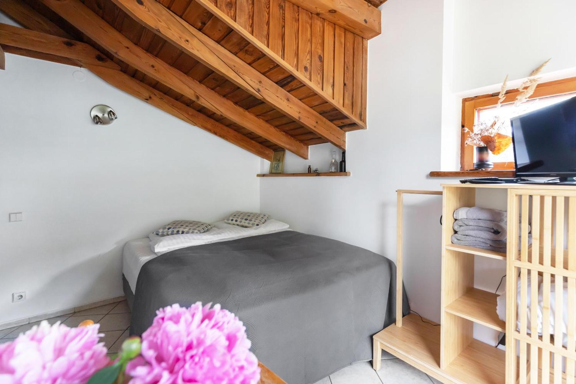 House Of Sun Bed & Breakfast Vilnius Ngoại thất bức ảnh