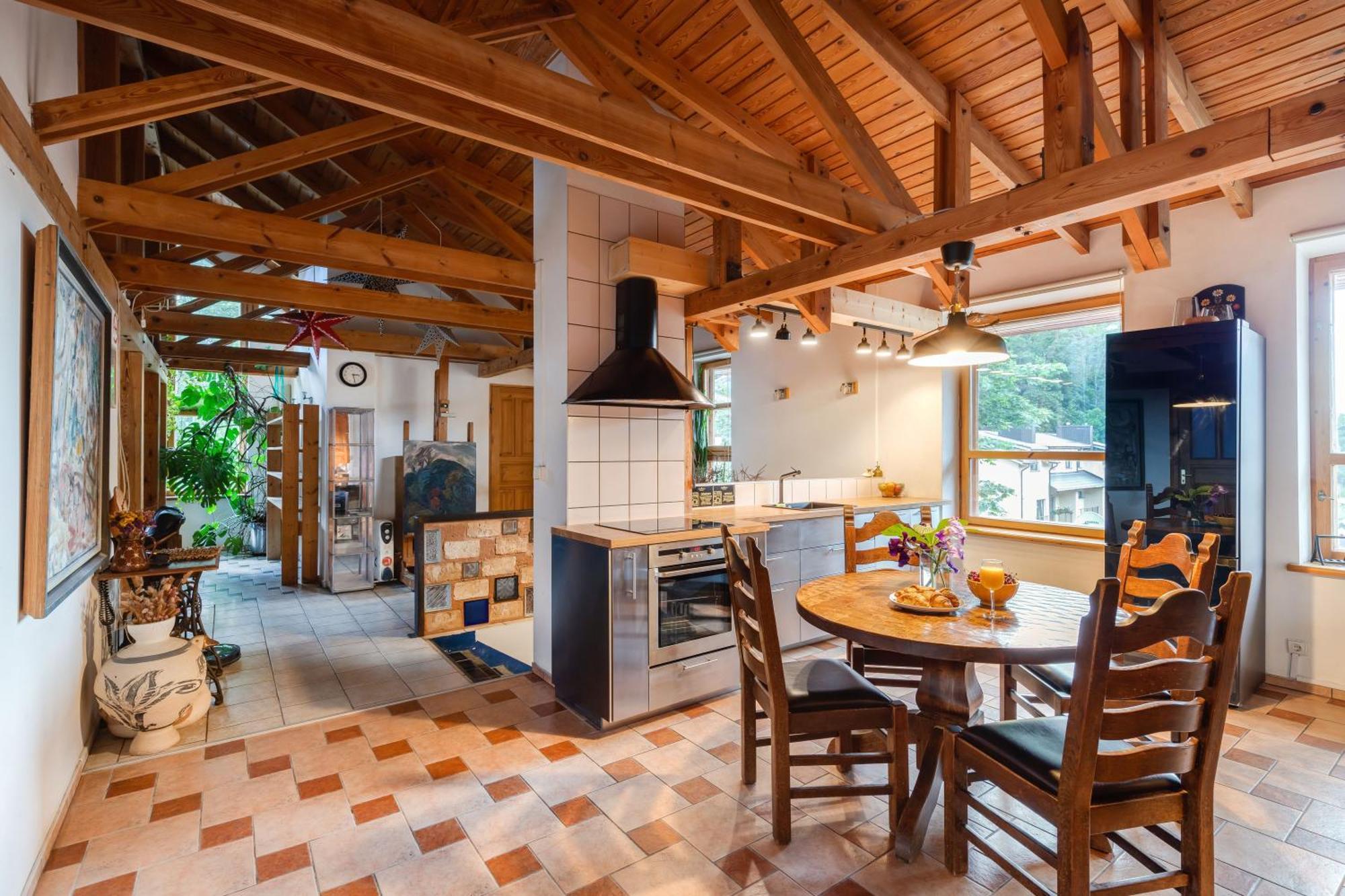 House Of Sun Bed & Breakfast Vilnius Ngoại thất bức ảnh